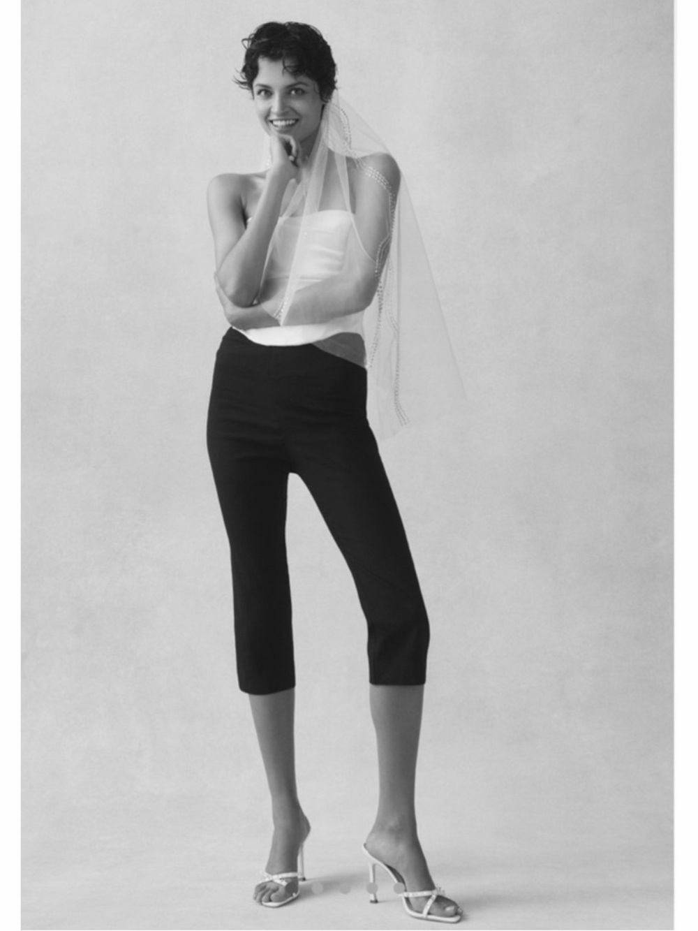 Anthropologie Maeve Black Linen Blend Capri Crop Pants Side Zip Tailored 12